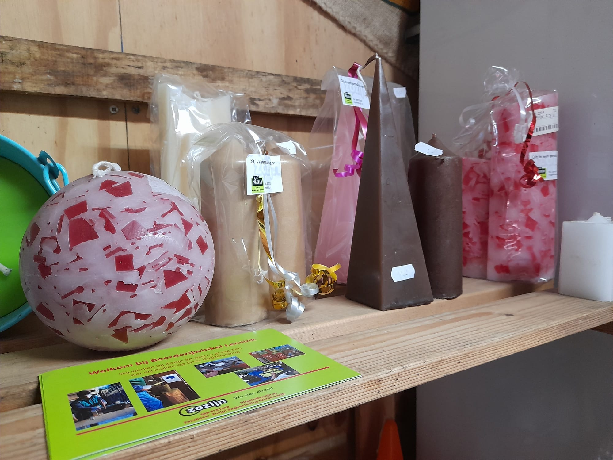 Kaarsen  van ZoZijn bij Lensink Aardappelen Aalten in de aanbieding.